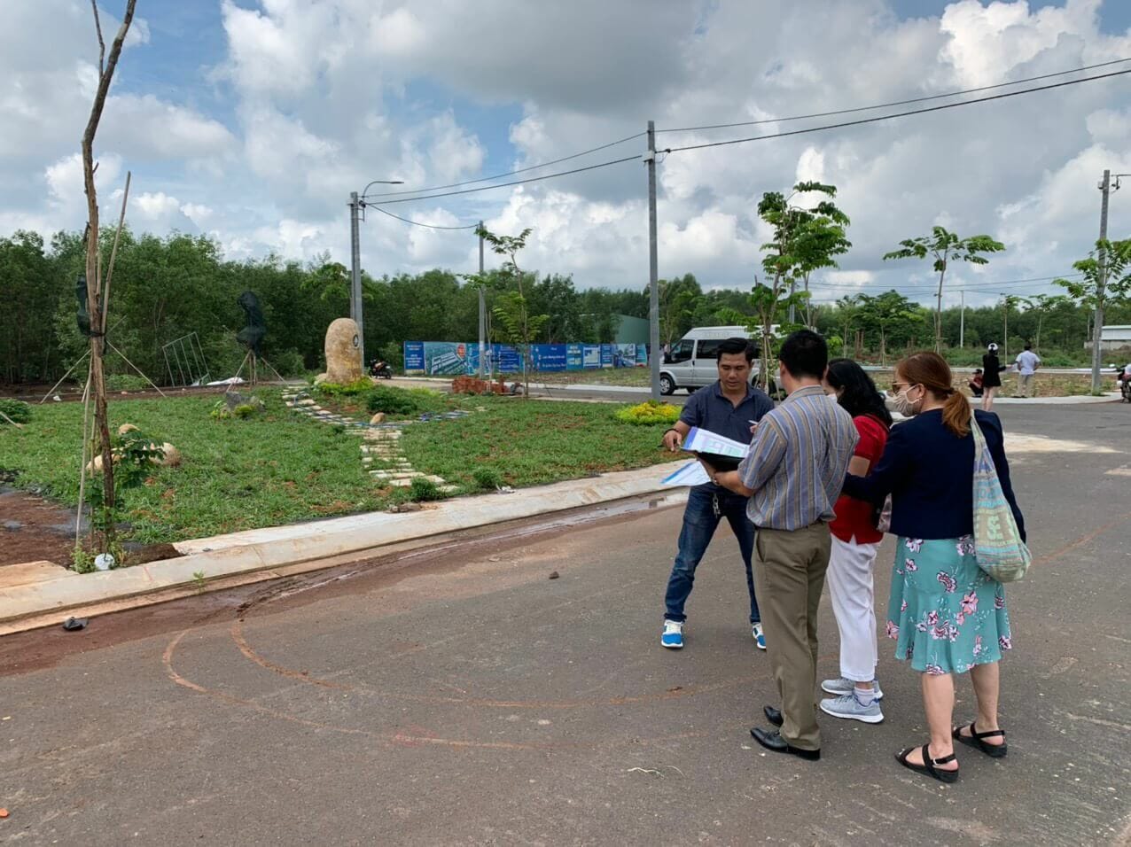 The Golden City long thành