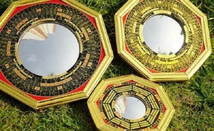 hướng cổng và cửa chính