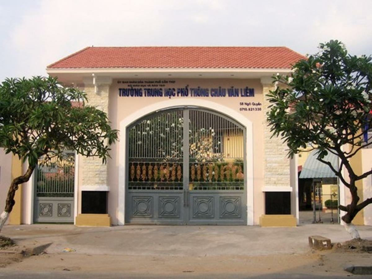 nhung ngoi truong co tuoi tho cao nhat tai viet nam14