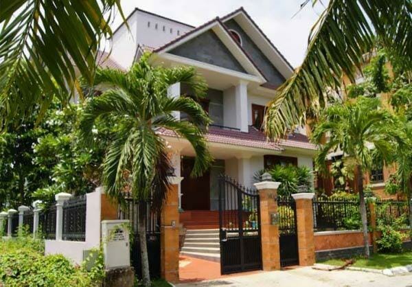 Trước cửa nhà nên trồng cây gì