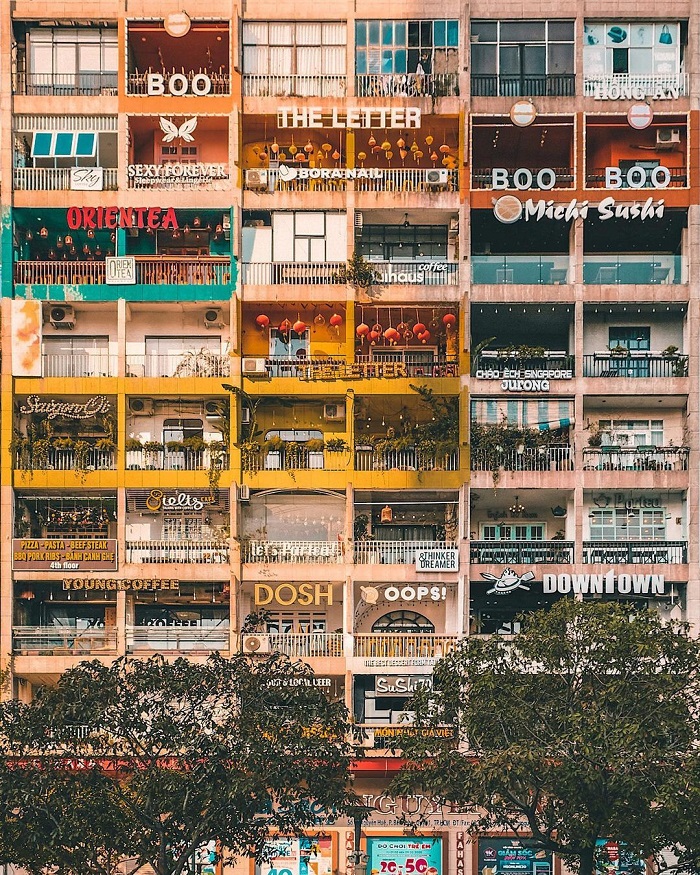 Phố đi bộ Nguyễn Huệ